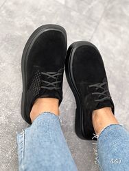 Жіночі туфлі на шнурівці -Lavina-. Натуральна шкіра