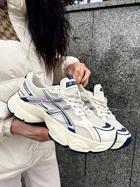 Кросівки жіночі -Lina-, відмінна якість