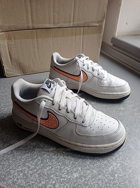 Кросівки Nike Air Force 1 GS 2022
