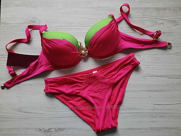 Яркий розовый купальник Anabel Arto неоновый фуксия 70C 75B без пуш-апа