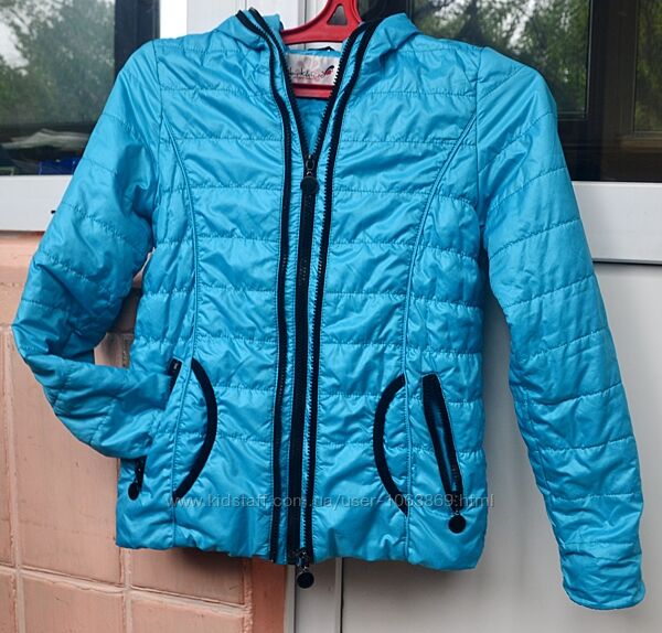 Демисезонная легкая курточка на девочку 9-10 лет, куртка вітровка
