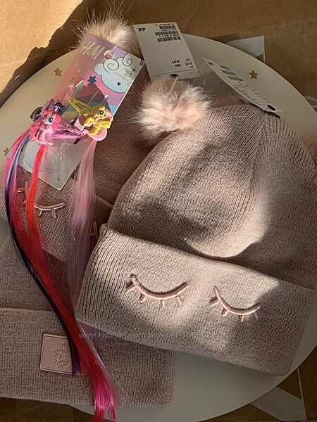 Шапка в наличии