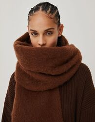 Крутий обємний великий шарф Bershka