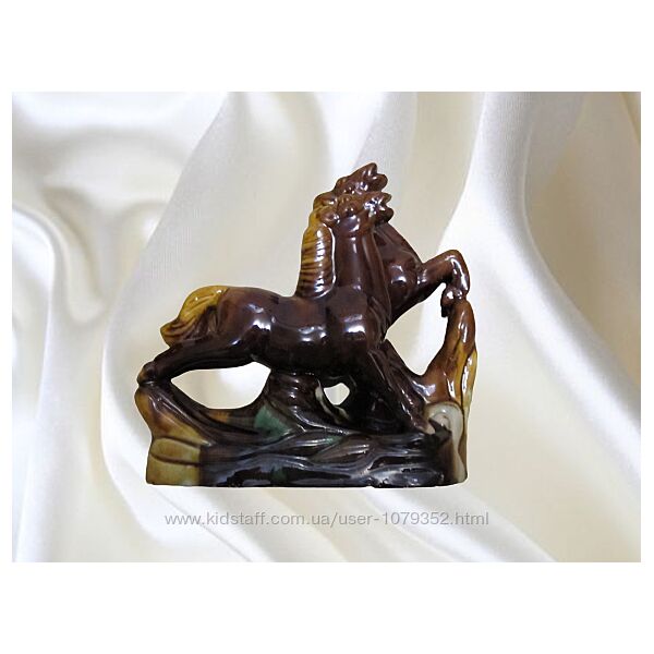 Винтажная майолика статуэтка Кони на воле керамика ссср