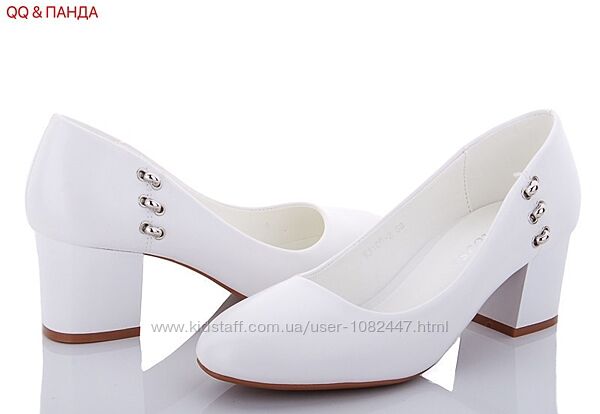 Белые женские туфли на низком каблуке