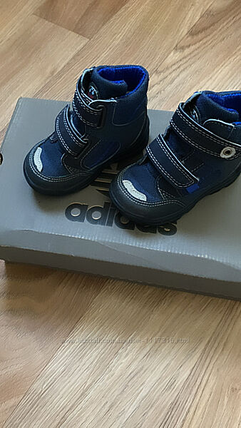 Непромокаючі зимові черевики для малюків Відмінний варіант на зимові 