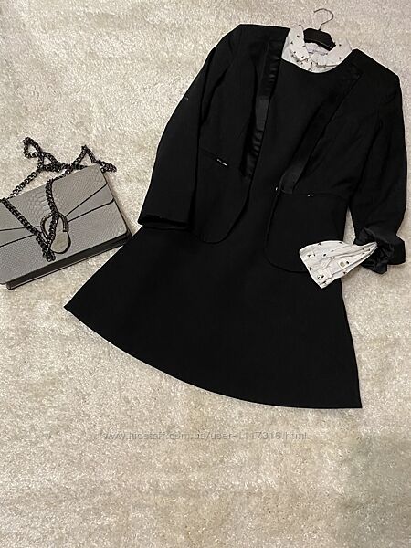 Продаю дуже класний набір від Zara низька цінна плаття жакет блуза