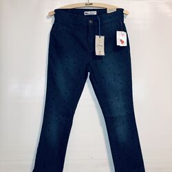 Стрейчевые обтягивающие облегченные джинсы с легким рисунком, р-ры XS, S