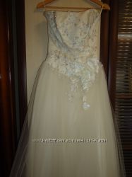 Красивое, нежное свадебное платье Акссесуары в подарок