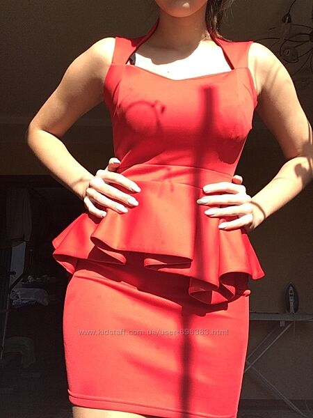 шикарное красное платье 