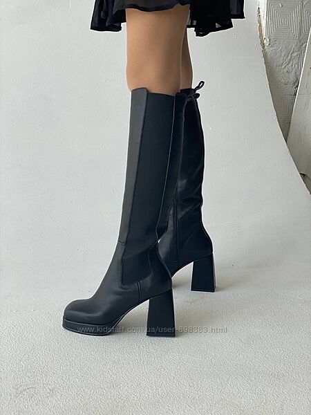 Крутые кожаные сапоги