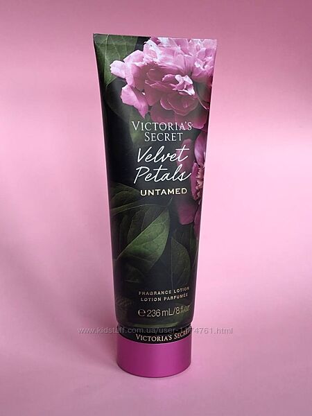 Victoria&acutes Secret лосьон крем Velvet Petals Untamed Lotion 