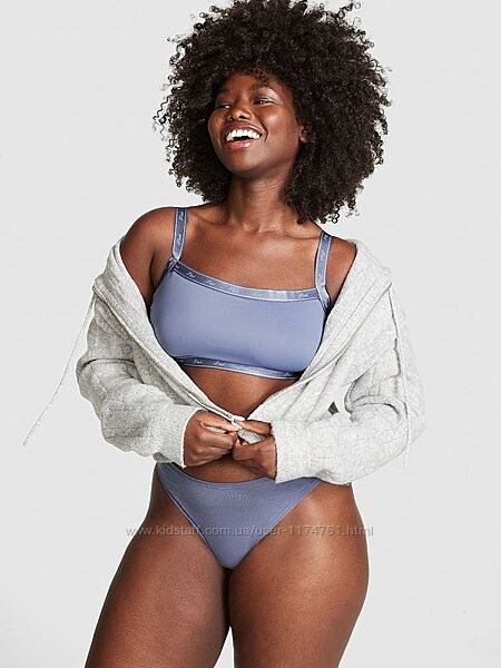 Victoria&acutes Secret спортивный топ бра MICRO LOGO STRAIGHT-NECK BRALETTE