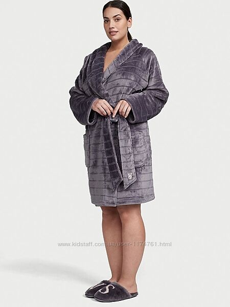 Victoria´s Secret короткий халат Plush Short Striped Robe