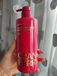 Victoria&acutes Secret лосьон крем Glow-Boosting Cranberry Body Lotion