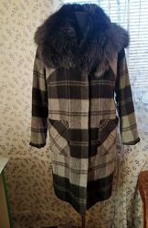 Пальто зима-весна,48р.