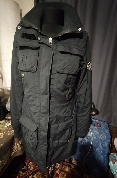 Курточка зима жен. черная 46р