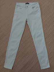 Білі джинси стрейчові жіночі Zara