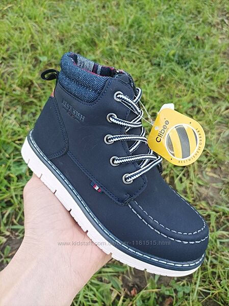 Ботінки демисезон.