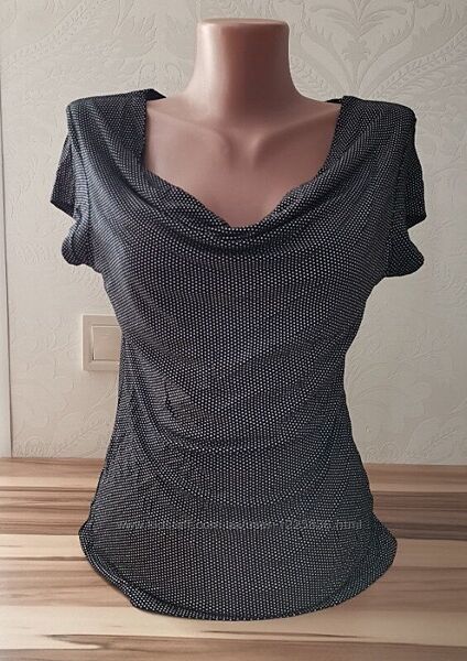 Трикотажная женская блузка-футболка в горошек