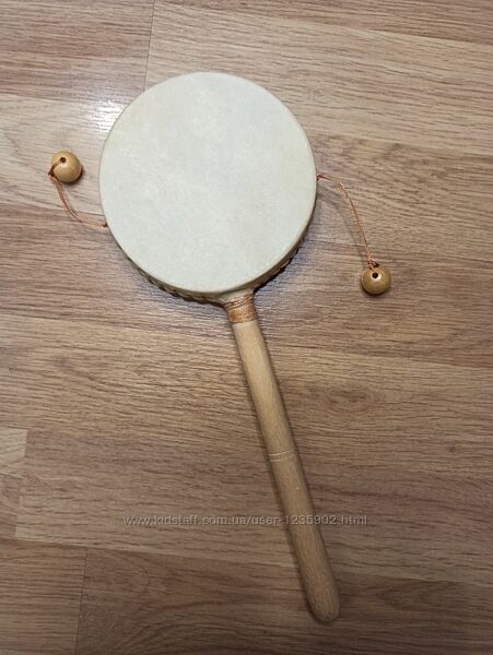 Барабан-трещітка, етнічний музичний інструмент, ударний