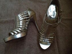 Босоножки dorothy perkins 24см  Dorothy Perkins