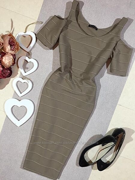 Трендовое платье по фигуре в стиле herv lger  PrettyLittleThing