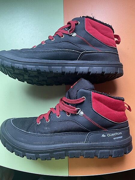 Продам зимові чоботи Quechua