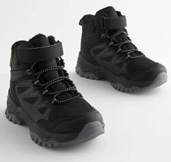 Продам нові термочоботи Next