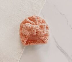 Мила пухнаста шапка 0-3роки