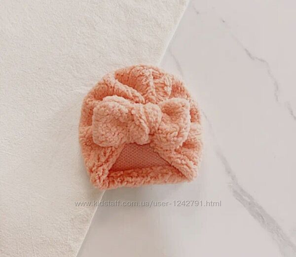 Мила пухнаста шапка 0-3роки