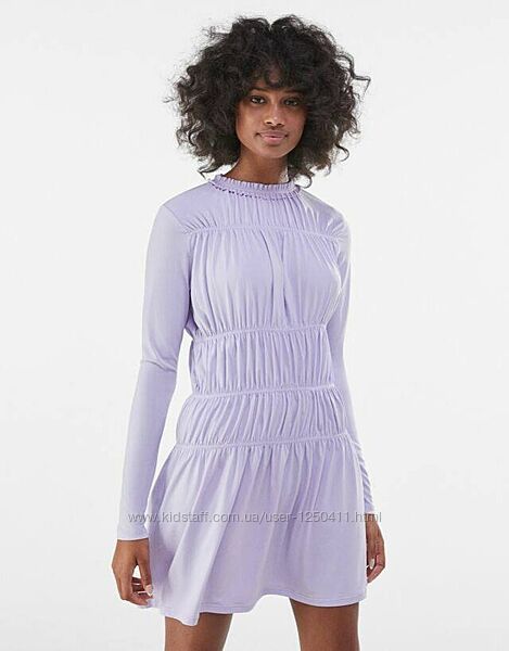 Ніжне плаття Bershka