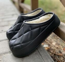 Легенькі, зручні утеплені штучним хутром шльопанці чорні беж графіт