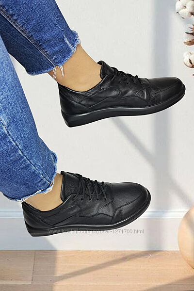 АКЦІЯ Шкіряні жіночі кросівки 36 та 37 розміру натуральна шкіра