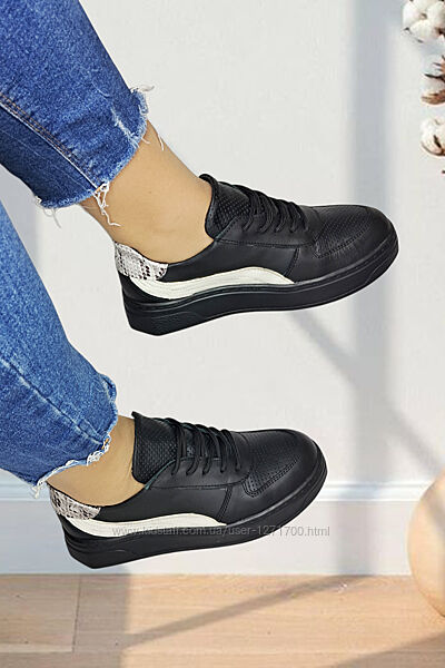 Шкіряні жіночі кросівки 37 розміру Ціна від виробника