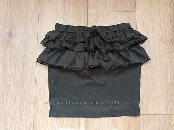 Спідниця з баскою, юбка чорна р. 128. Шкільна