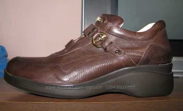 Итальянские брендовые кожаные туфли Cesare Paciotti 4us р. 38