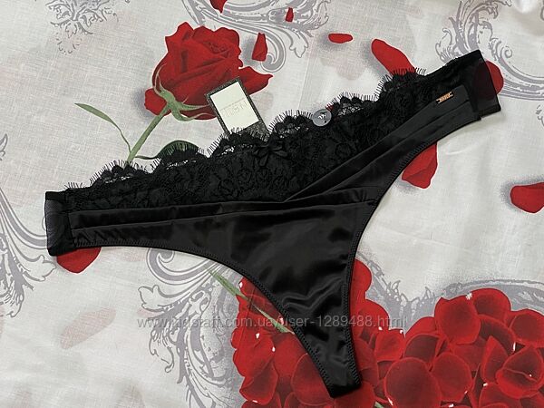 Шикарні, ефектні трусики Hannako string, кол-ція Noir, мереживосіткасатин