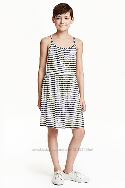 Оригинальное кружевное платье от бренда H&M разм. 134-140, 170