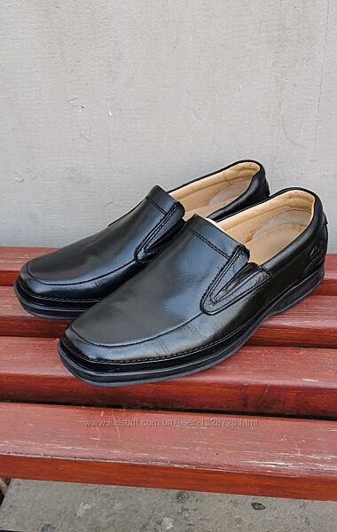Кожаные туфли мокасины полуботинки Clarks 42-43 р. Оригинал широкие