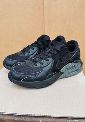 Кроссовки Nike Womens Air Max Excee 37,5 р. 23,5 см Оригинал