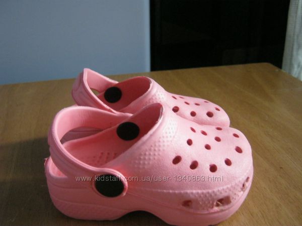 Crocs