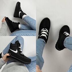 Жіночі зимові дутики Nike всього 400 грн