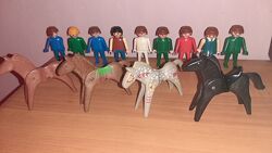 Лошади кони человечки playmobile. 1974 год
