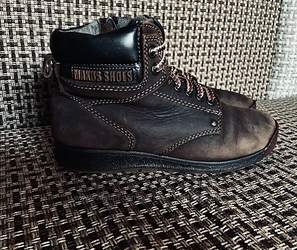 Натуральные зимние ботинки хайтопы на цигейке Maxus Shoes Energy Military.