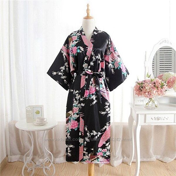 Экзотическое атласное домашнее платье- кимоно One size.