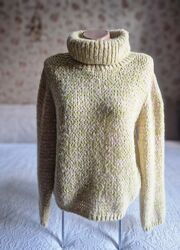 Жіночий светр пуловер гольфЖіночий светр пуловер гольф pieces