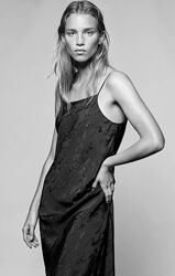 Довга сукня в білизняному стилі, жакард zara м-l