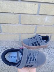 Дитячі кросівки кампуси 