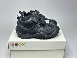 Дитячі черевики Geox Savage 26,28,30 ботінки хлопчику демісезонні
